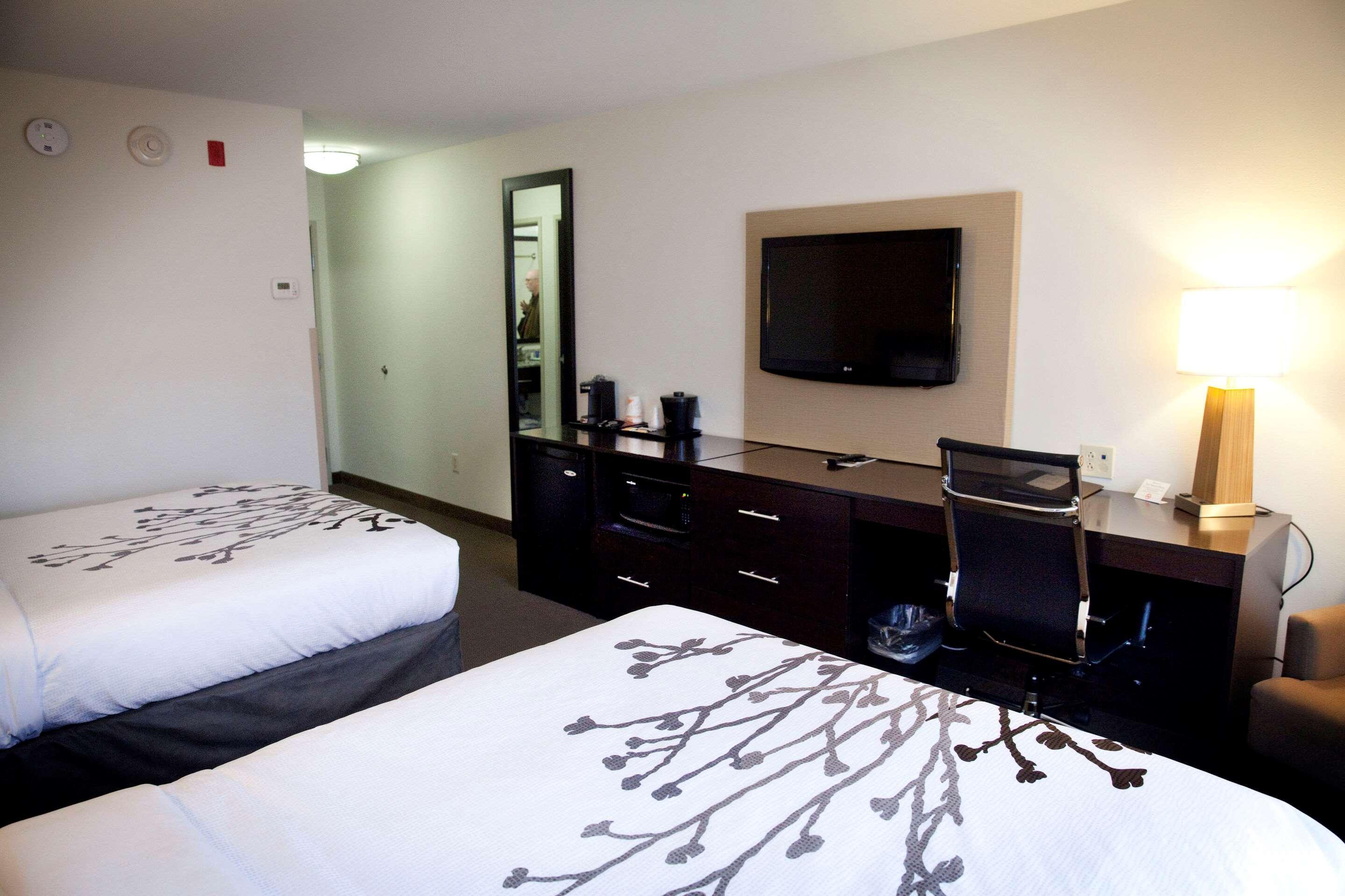 Sleep Inn & Suites Moundsville - Wheeling Exteriör bild