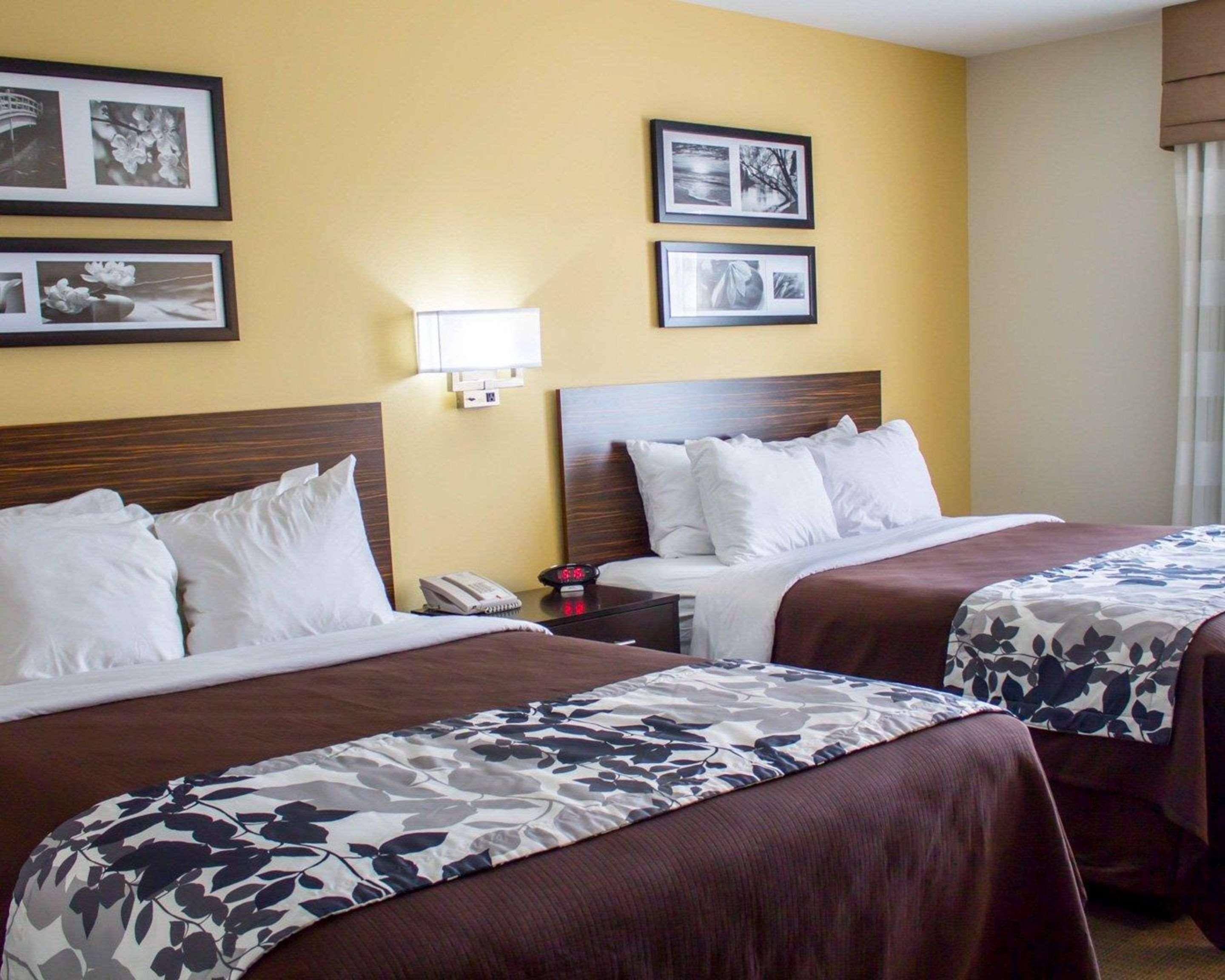 Sleep Inn & Suites Moundsville - Wheeling Exteriör bild