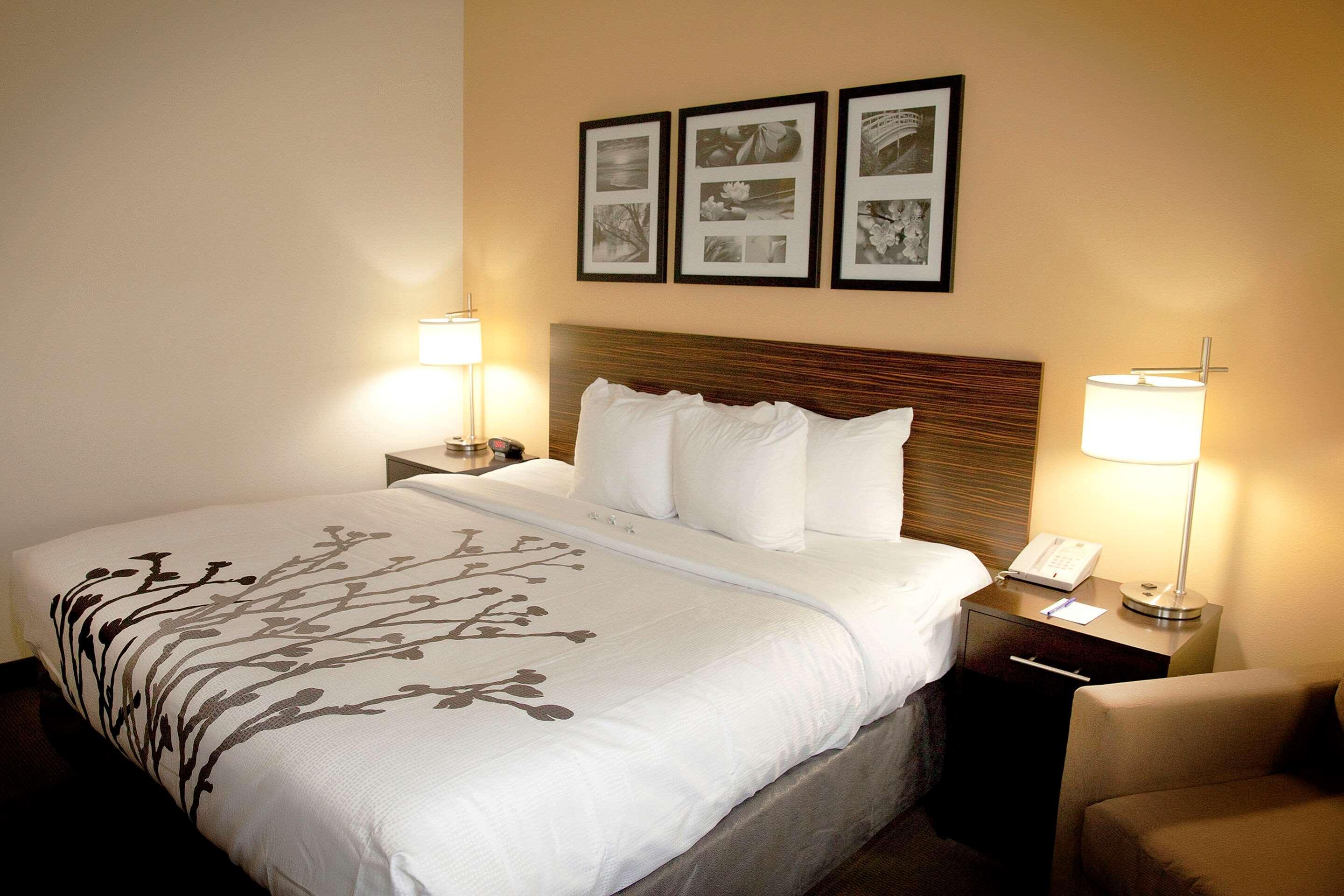 Sleep Inn & Suites Moundsville - Wheeling Exteriör bild