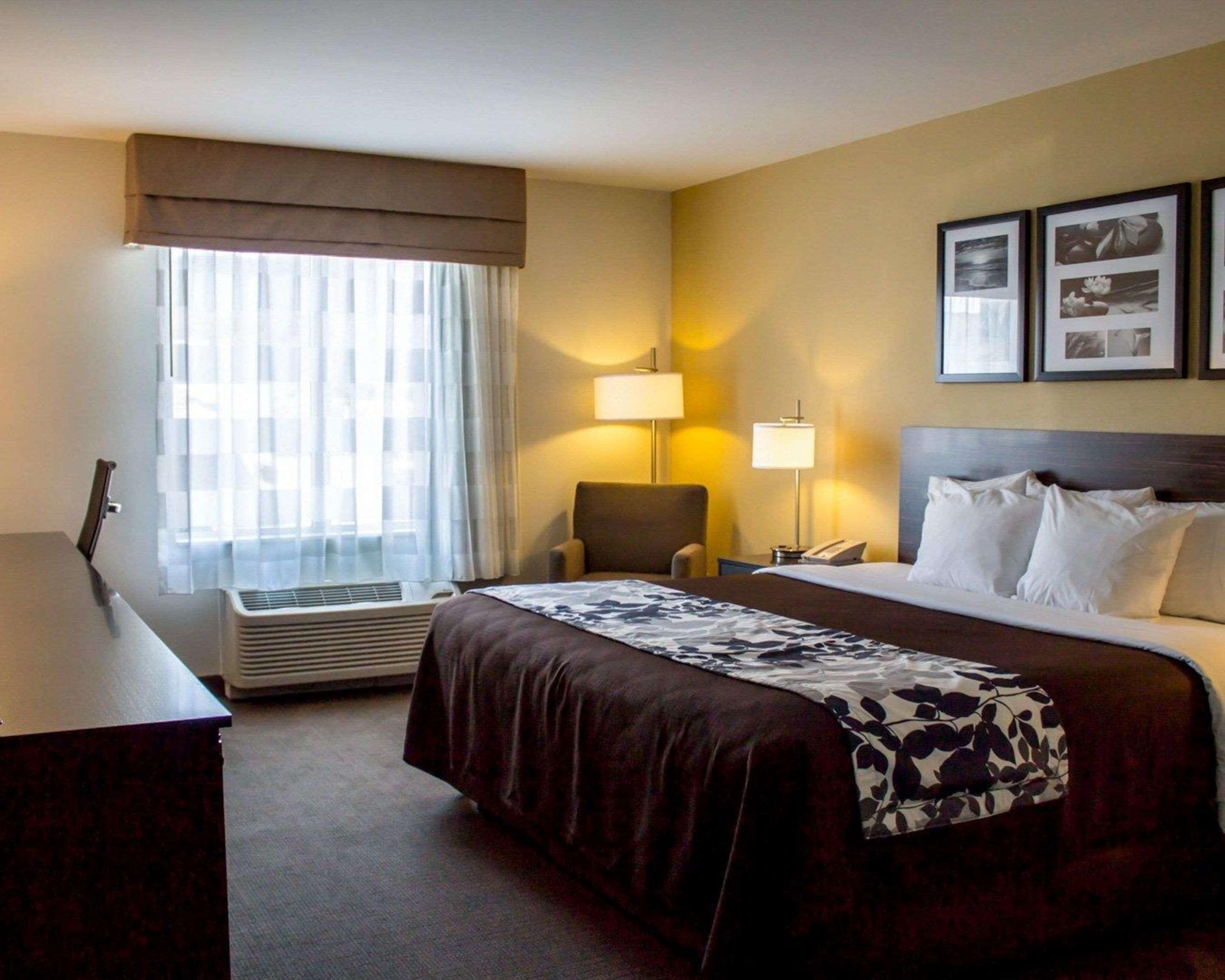 Sleep Inn & Suites Moundsville - Wheeling Exteriör bild
