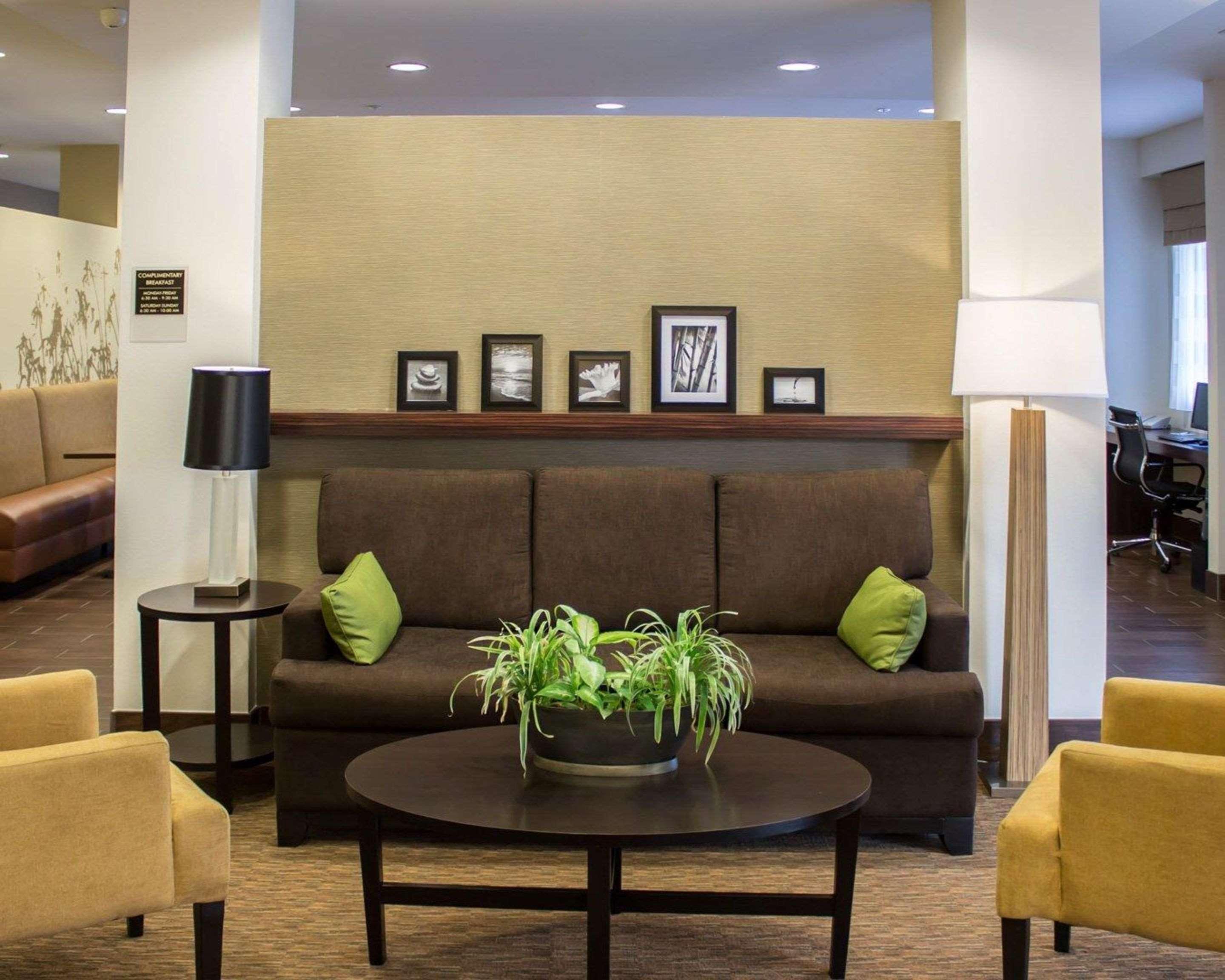 Sleep Inn & Suites Moundsville - Wheeling Exteriör bild