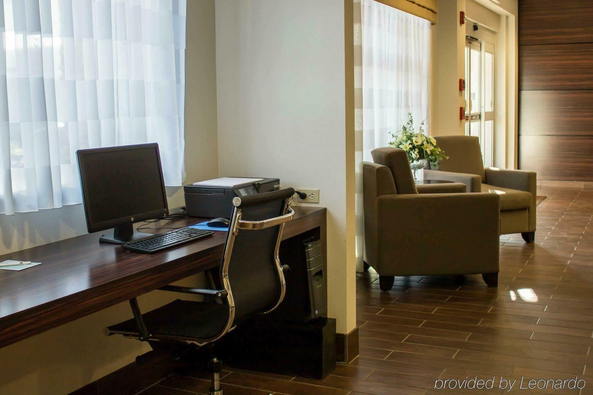 Sleep Inn & Suites Moundsville - Wheeling Exteriör bild